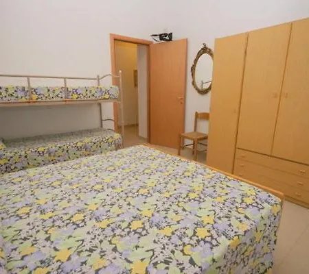 50 Bilocale Igea Marina Lägenhet *